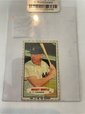 Mickey Mantle New York Yankees Baseball Card - 1965 Bazooka cut out card